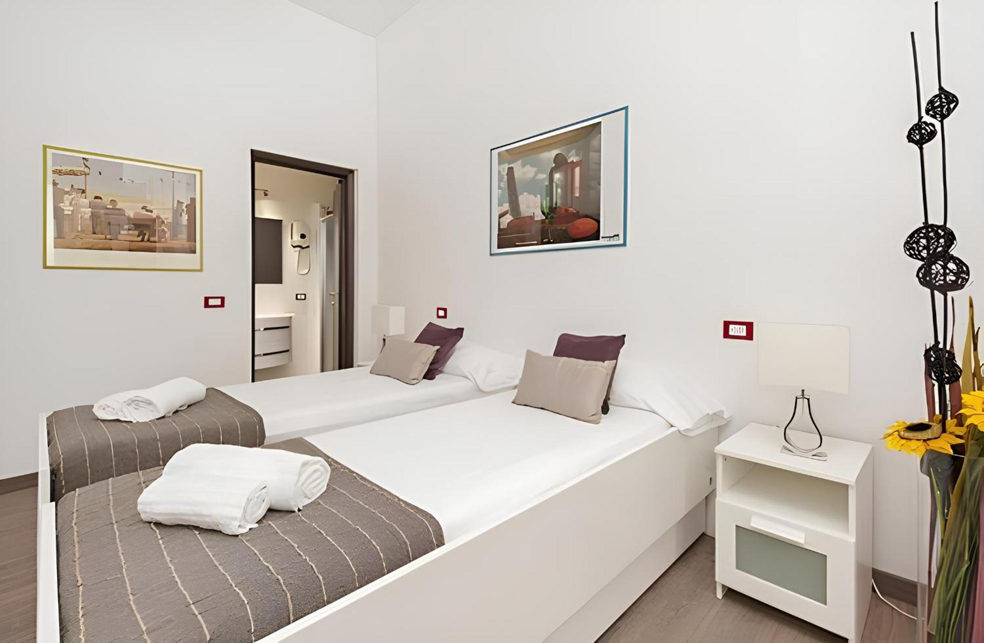 Ungaretti Vatican Apartment